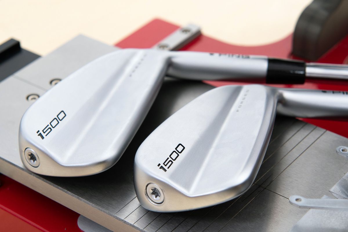 衝撃的な飛距離 ～ピン i500 アイアン～ - MyGolfSpy Japan