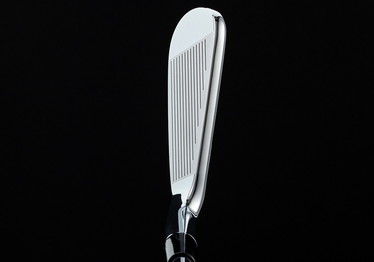 とにかく「柔らかい打感」コブラ 「KING TOUR」アイアン - MyGolfSpy Japan