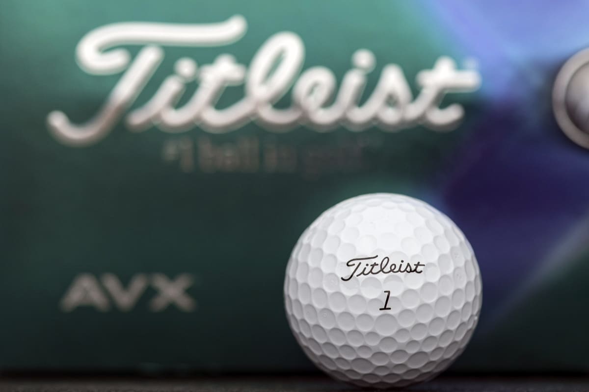 タイトリストの新「AVX」はどのようなボールなのか？ - MyGolfSpy